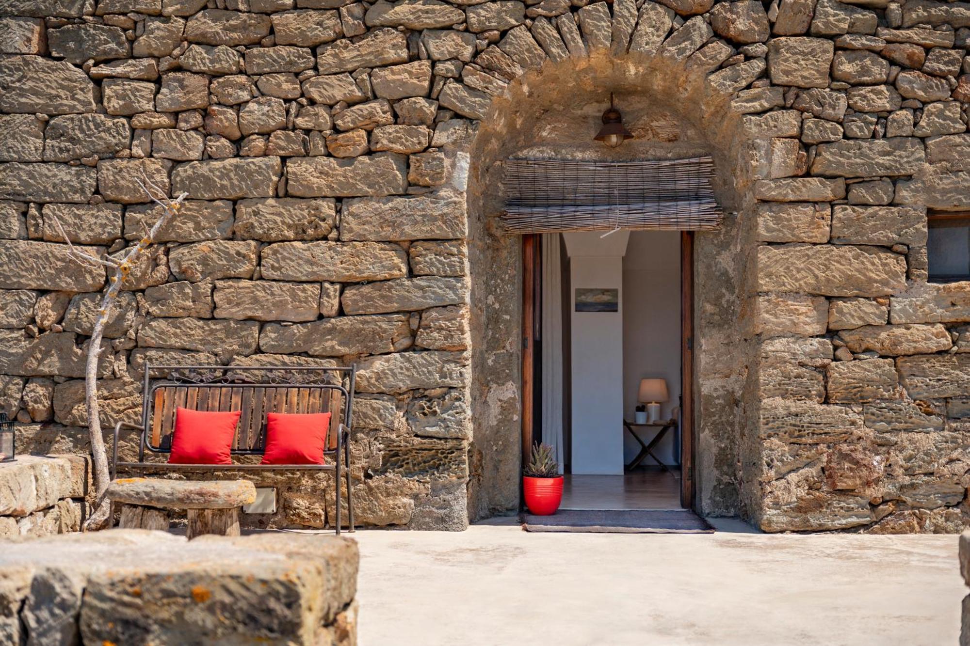 Villa Kuddia Attalora à Scauri  Extérieur photo